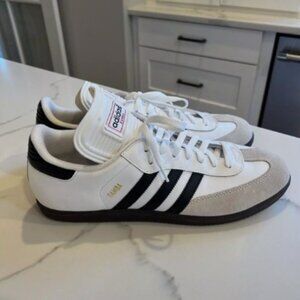 adidas Men's Samba Classic Indoor Soccer Shoes